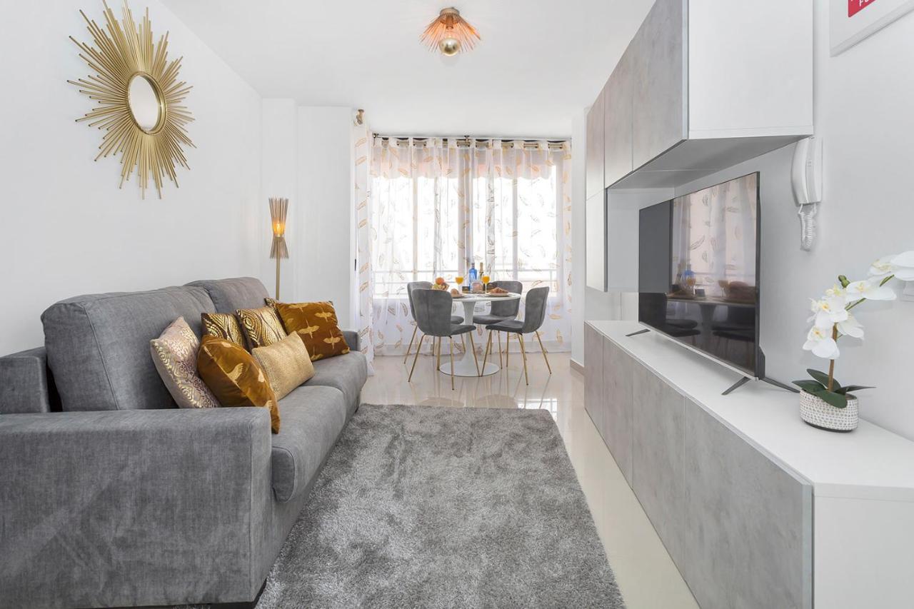 Reel Apartments- Walk To The Beach And Centre تورّيفيِخا المظهر الخارجي الصورة